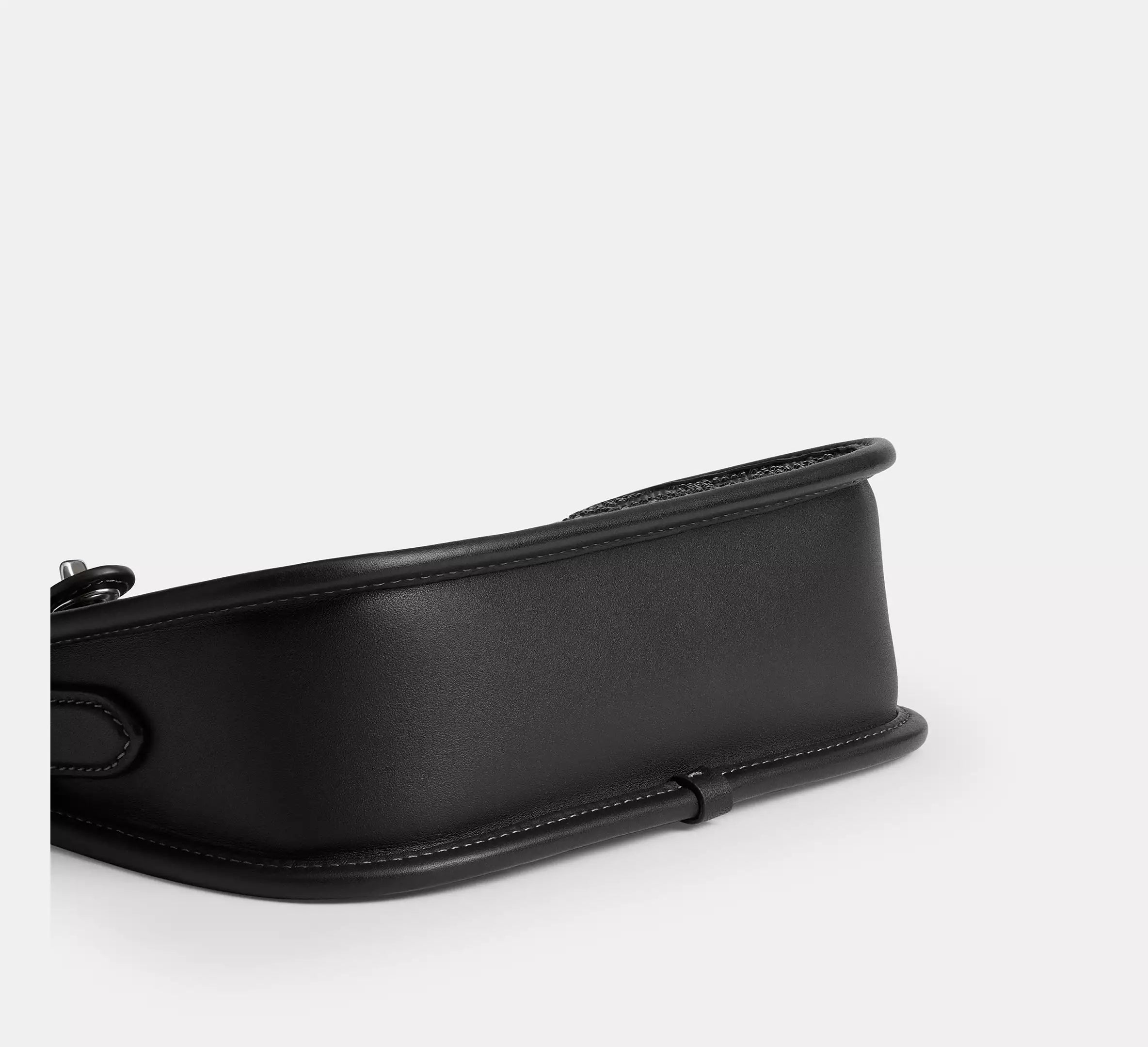 Swinger Bag 20 In Crystal Signature Jacquard